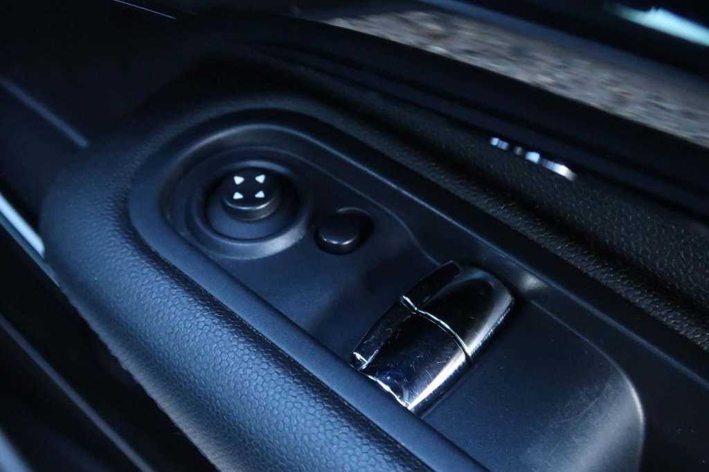 Used MINI Cooper 2014 for sale - 76910325: Photo 19