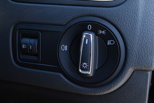 Used Volkswagen Polo 2015 for sale - 76068945: Photo 21