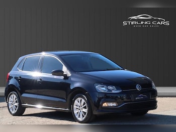 Used Volkswagen Polo 2015 for sale - 76068945: Photo 2