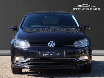 Used Volkswagen Polo 2015 for sale - 76068945: Photo 3