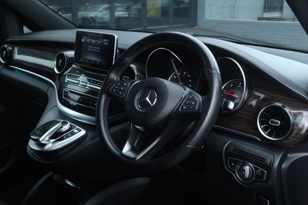 Used Mercedes-Benz V-Class 2020 for sale - 76119115: Photo 10