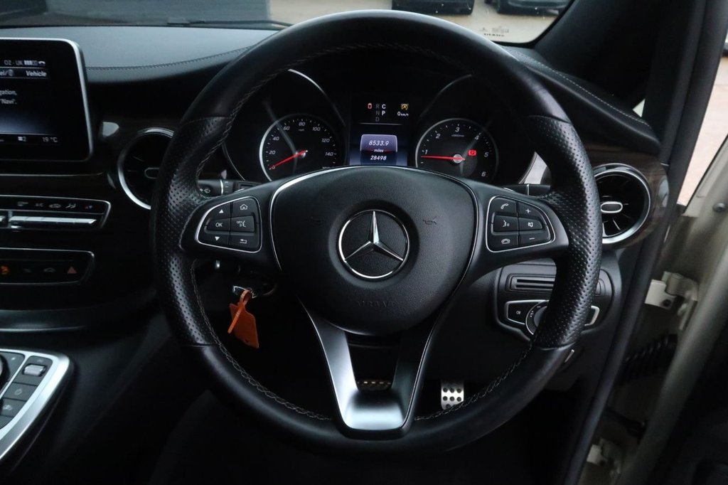 Used Mercedes-Benz V-Class 2020 for sale - 76119115: Photo 11