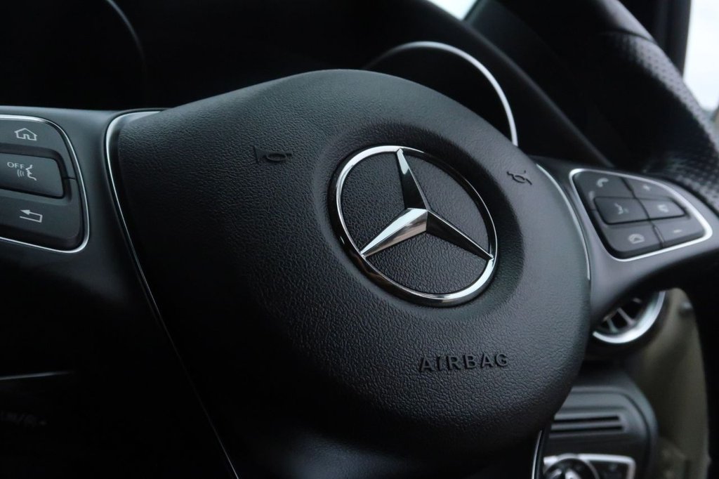 Used Mercedes-Benz V-Class 2020 for sale - 76119115: Photo 19