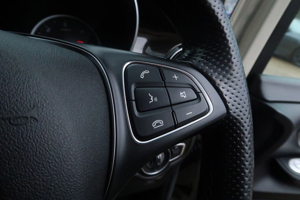 Used Mercedes-Benz V-Class 2020 for sale - 76119115: Photo 20