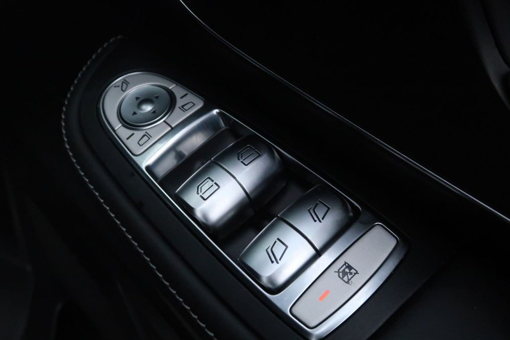 Used Mercedes-Benz V-Class 2020 for sale - 76119115: Photo 23