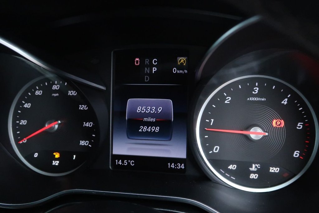 Used Mercedes-Benz V-Class 2020 for sale - 76119115: Photo 28