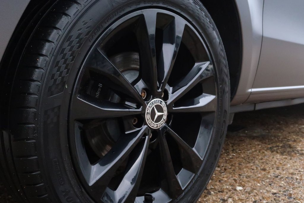 Used Mercedes-Benz V-Class 2020 for sale - 76119115: Photo 43