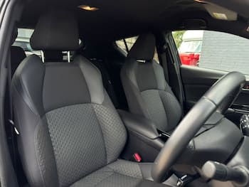 Used Toyota C-HR 2023 for sale - 79777536: Photo