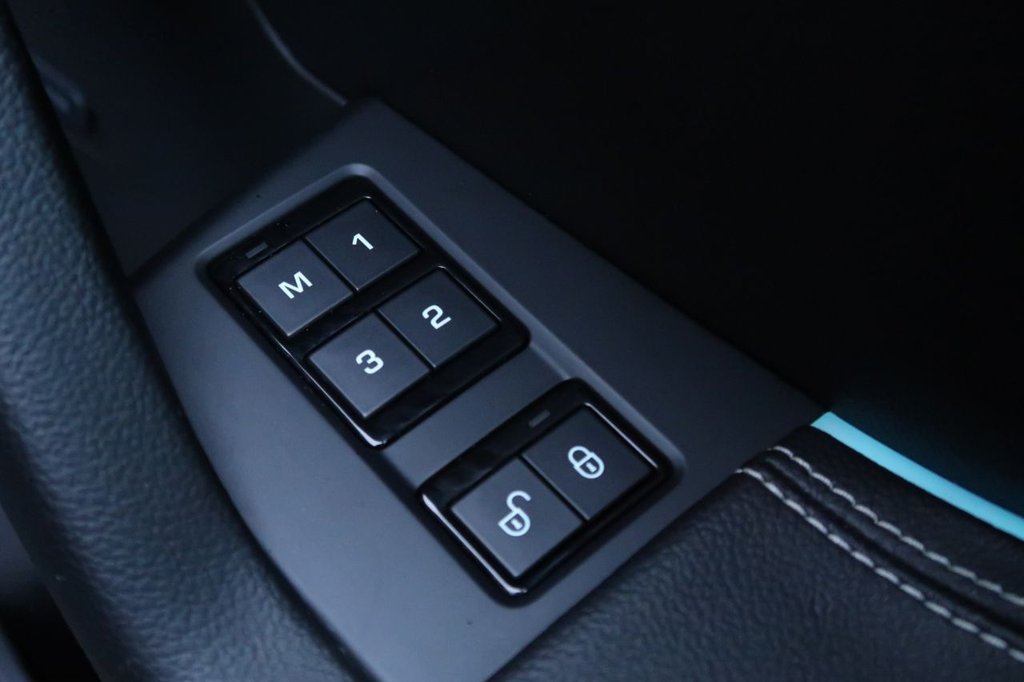 Used Jaguar F-Pace 2018 for sale - 77026819: Photo 22