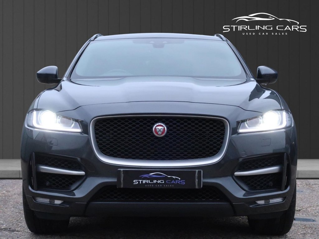 Used Jaguar F-Pace 2018 for sale - 77026819: Photo 3