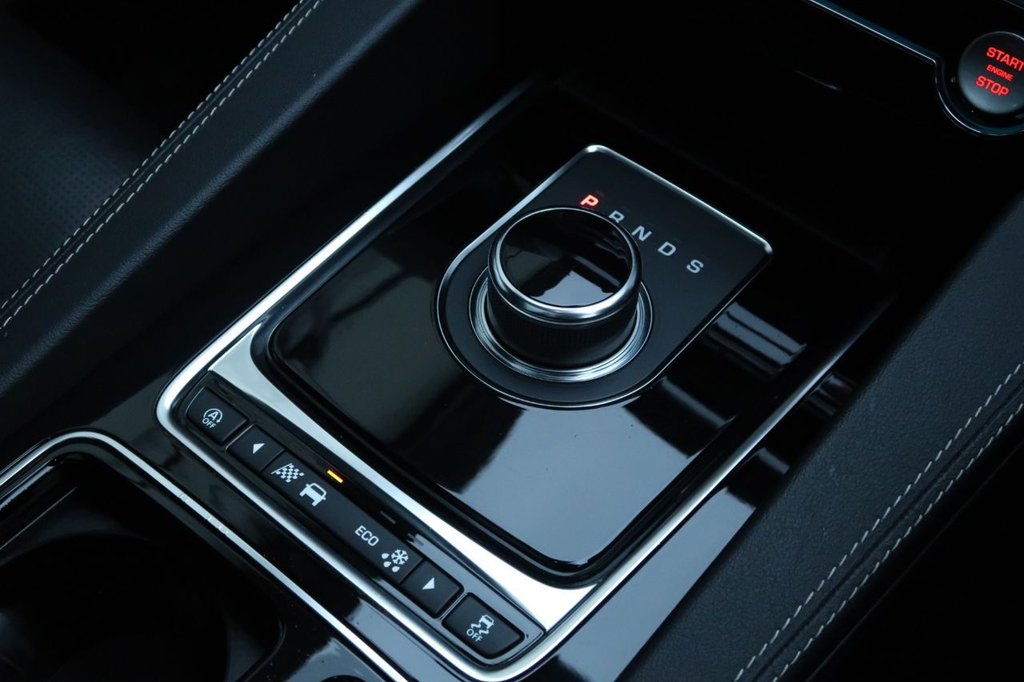 Used Jaguar F-Pace 2018 for sale - 77026819: Photo 34