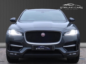 Used Jaguar F-Pace 2018 for sale - 77026819: Photo