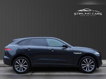 Used Jaguar F-Pace 2018 for sale - 77026819: Photo