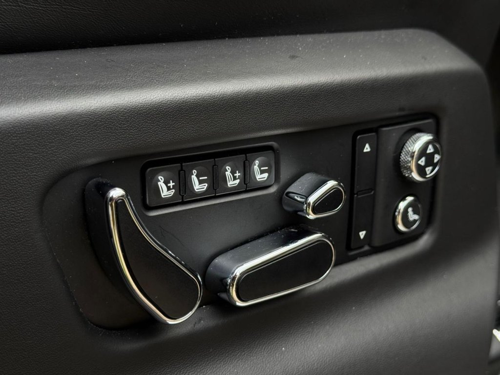Used Bentley Bentayga 2021 for sale - 77333019: Photo 36