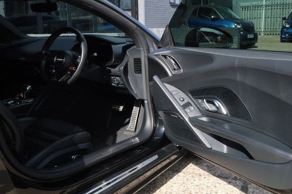 Used Audi R8 2017 for sale - 75973811: Photo 13