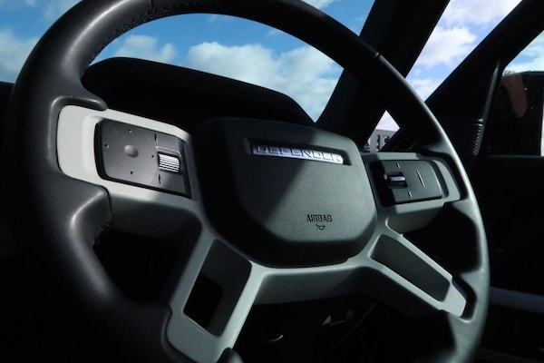 Used Land Rover Defender 2022 for sale - 76315755: Photo 16