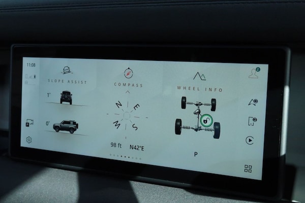 Used Land Rover Defender 2022 for sale - 76315755: Photo 25