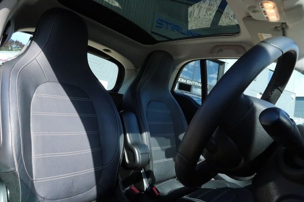 Used smart fortwo 2015 for sale - 75727720: Photo 12