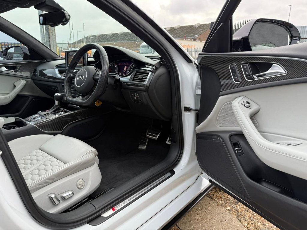 Used Audi RS6 Avant 2015 for sale - 76642601: Photo 22