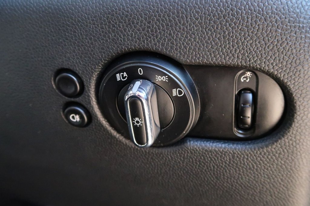 Used MINI Hatch 2016 for sale - 75896654: Photo 21