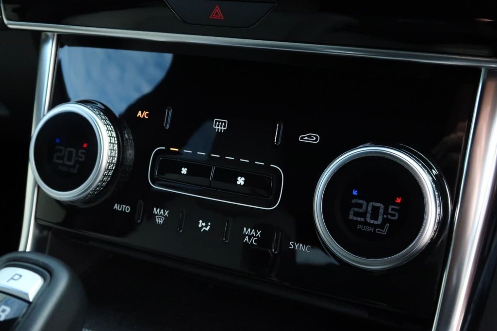 Used Jaguar XE 2019 for sale - 76345395: Photo 35