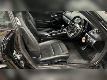 Used Porsche Cayman 2017 for sale - 77708788: Photo