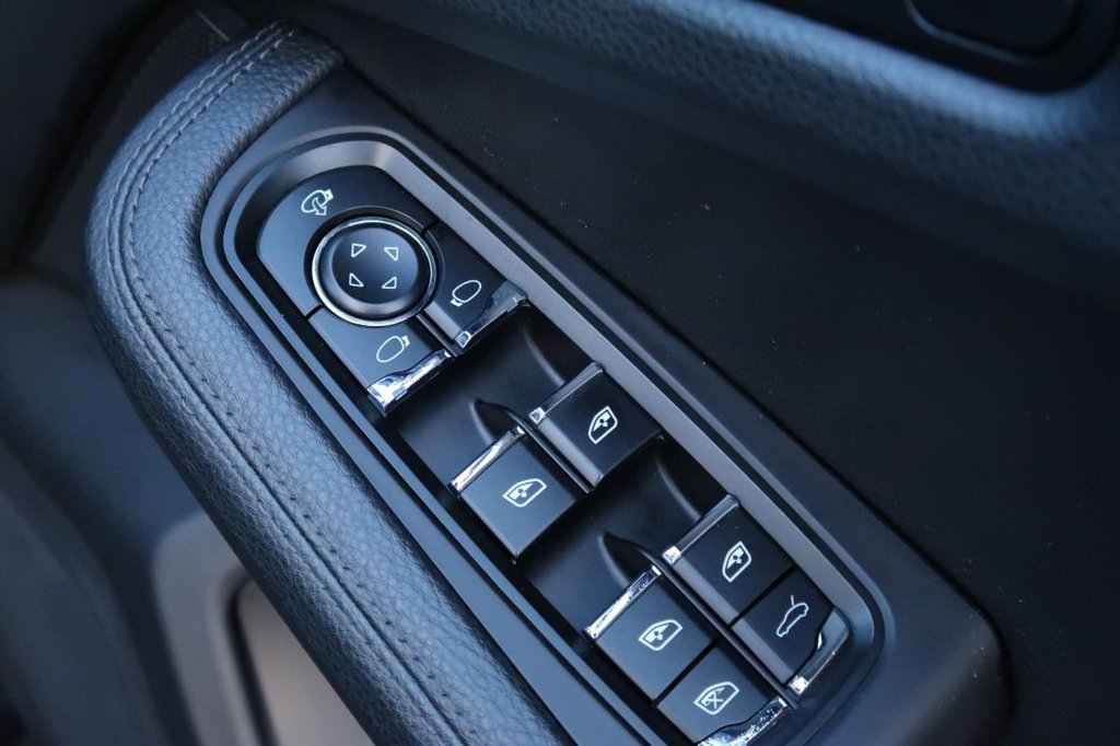 Used Porsche Macan 2020 for sale - 76546702: Photo 13