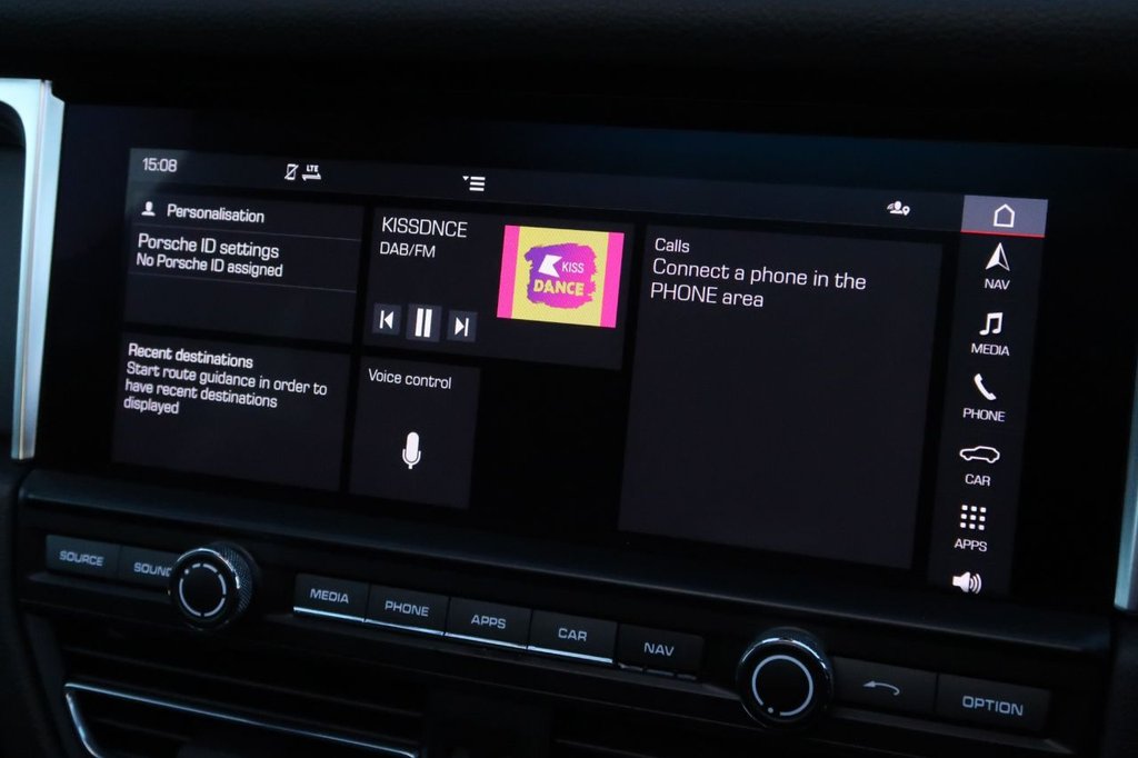 Used Porsche Macan 2020 for sale - 76546702: Photo 24