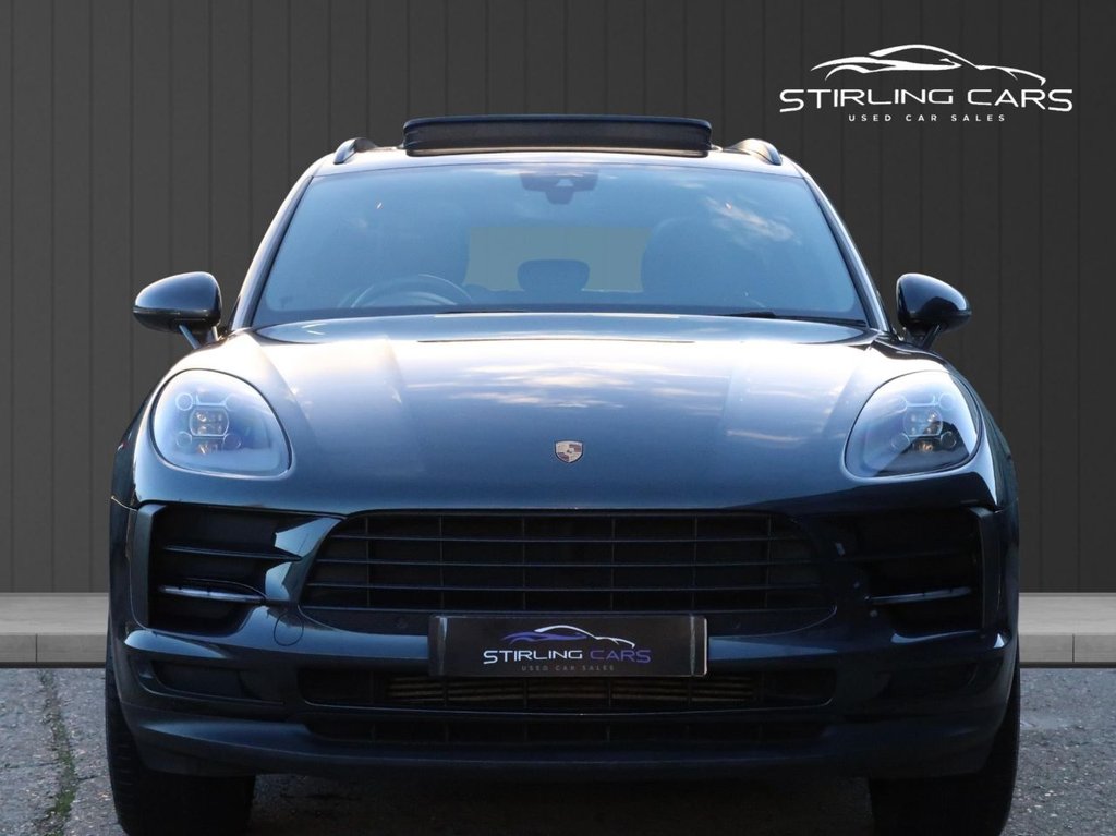 Used Porsche Macan 2020 for sale - 76546702: Photo 3