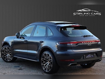 Used Porsche Macan 2020 for sale - 76546702: Photo