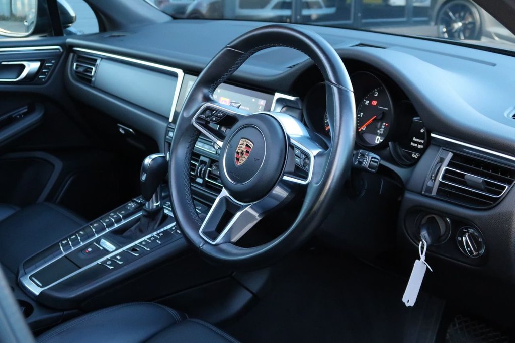 Used Porsche Macan 2020 for sale - 76546702: Photo 7