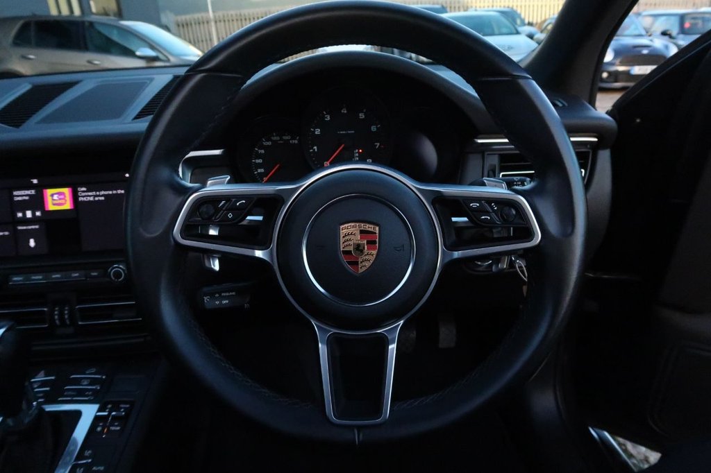 Used Porsche Macan 2020 for sale - 76546702: Photo 8