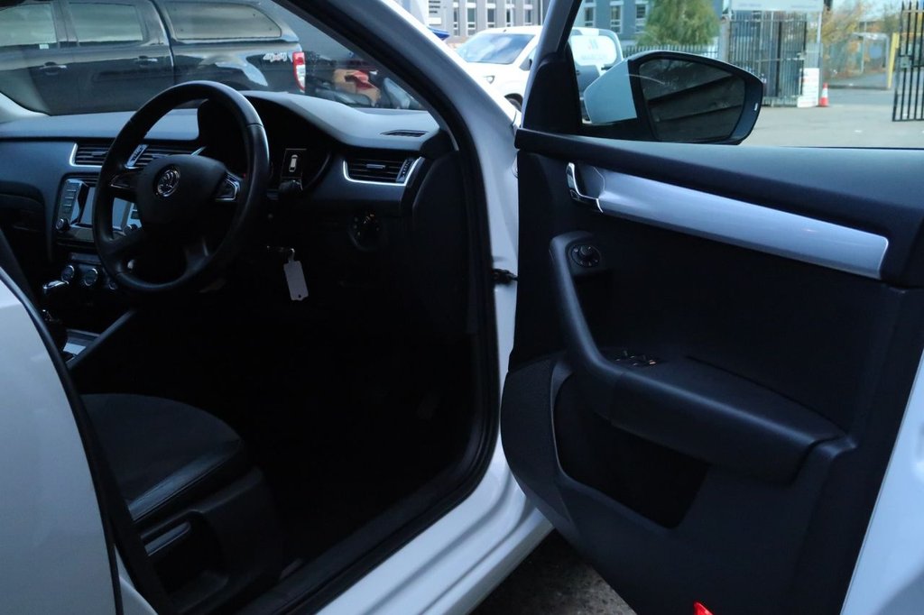 Used Skoda Octavia 2015 for sale - 76430316: Photo 13