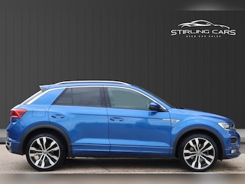 Used Volkswagen T-Roc 2021 for sale - 75651575: Photo