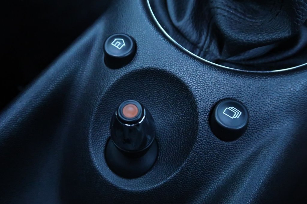 Used MINI Hatch 2008 for sale - 76783837: Photo 32