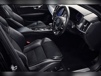 Used Volvo V90 2017 for sale - 77855479: Photo