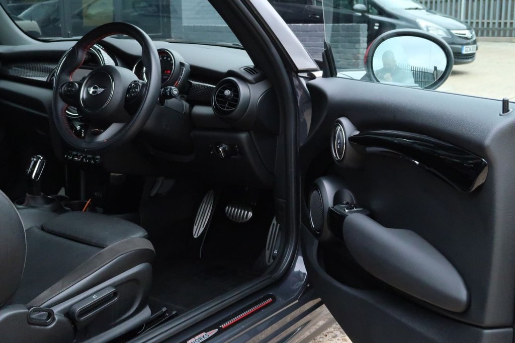 Used MINI Hatch 2018 for sale - 75651586: Photo 12