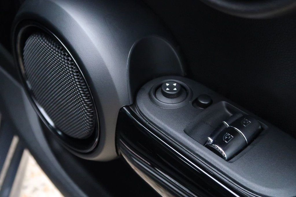 Used MINI Hatch 2018 for sale - 75651586: Photo 17