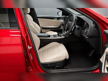 Used Kia Stinger 2017 for sale - 78955663: Photo