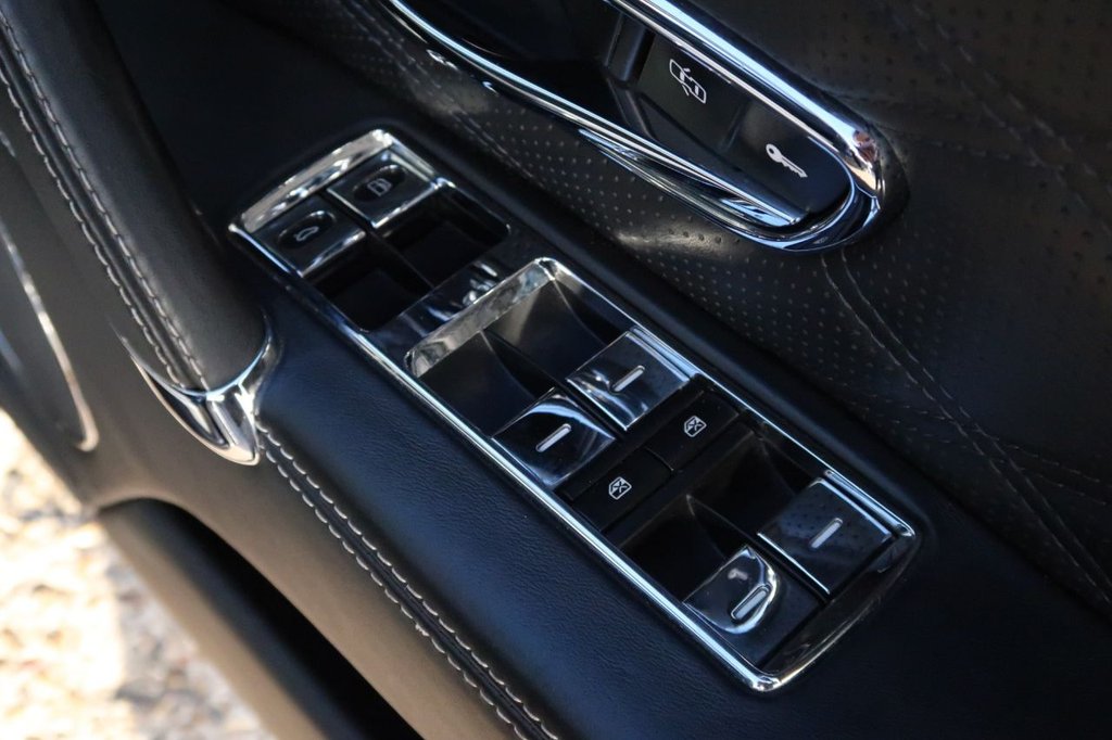 Used Bentley Flying Spur 2015 for sale - 78199904: Photo 21