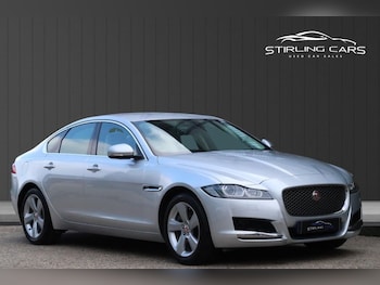 Used Jaguar XF 2018 for sale - 76235804: Photo