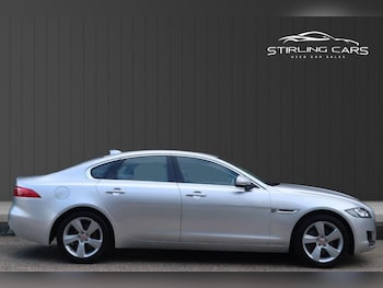Used Jaguar XF 2018 for sale - 76235804: Photo