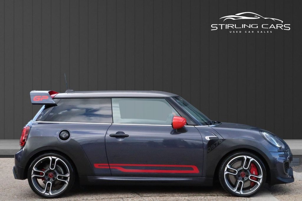 Used MINI Hatch 2020 for sale - 76333689: Photo 3