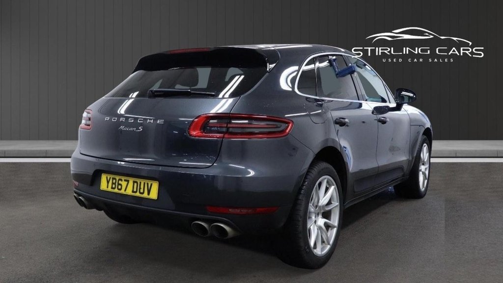Used Porsche Macan 2017 for sale - 76758640: Photo 4