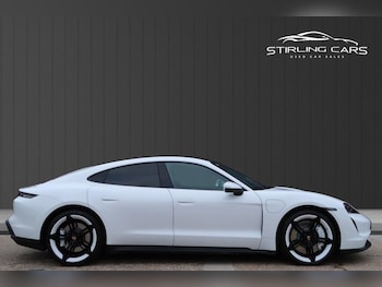 Used Porsche Taycan 2021 for sale - 76119289: Photo