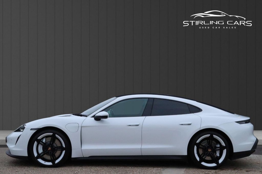 Used Porsche Taycan 2021 for sale - 76119289: Photo 5