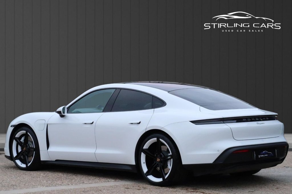 Used Porsche Taycan 2021 for sale - 76119289: Photo 7