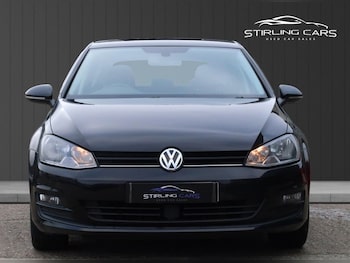 Used Volkswagen Golf 2015 for sale - 77703786: Photo