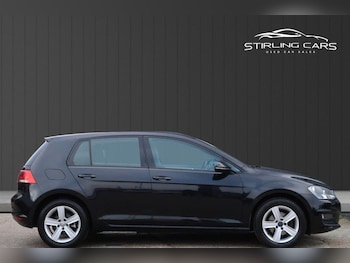 Used Volkswagen Golf 2015 for sale - 77703786: Photo