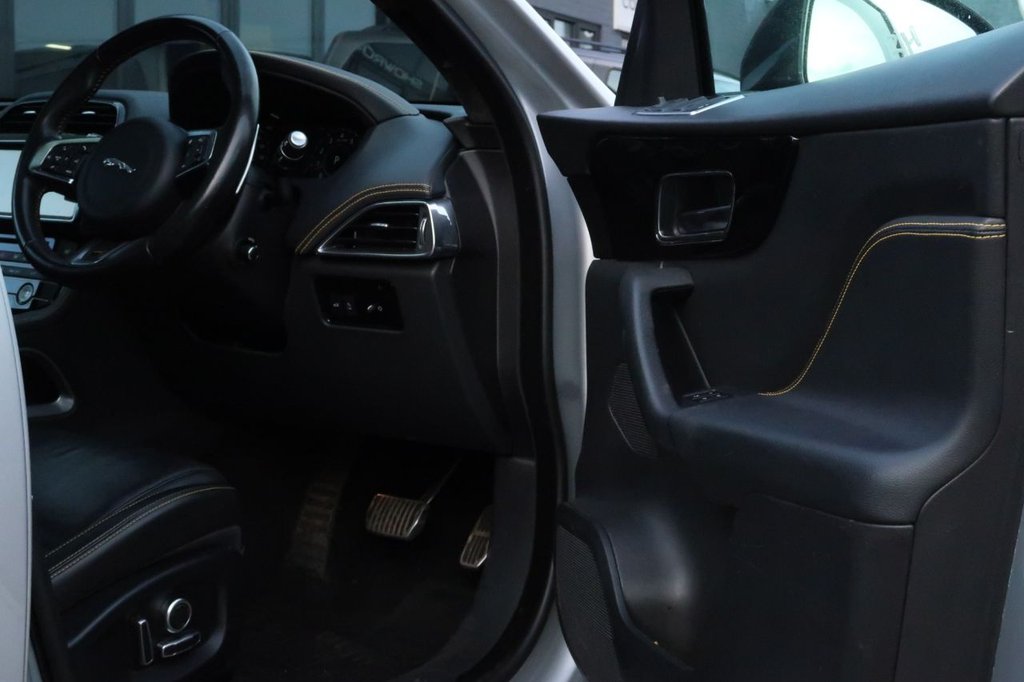 Used Jaguar F-Pace 2020 for sale - 77133735: Photo 14